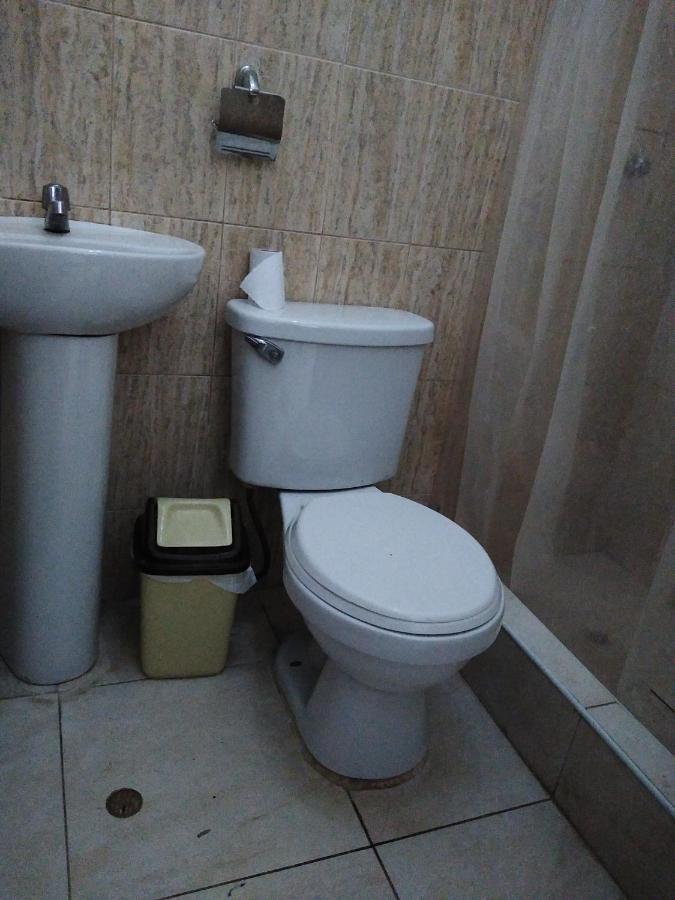 Bachig Hospedaje Moyobamba Luaran gambar